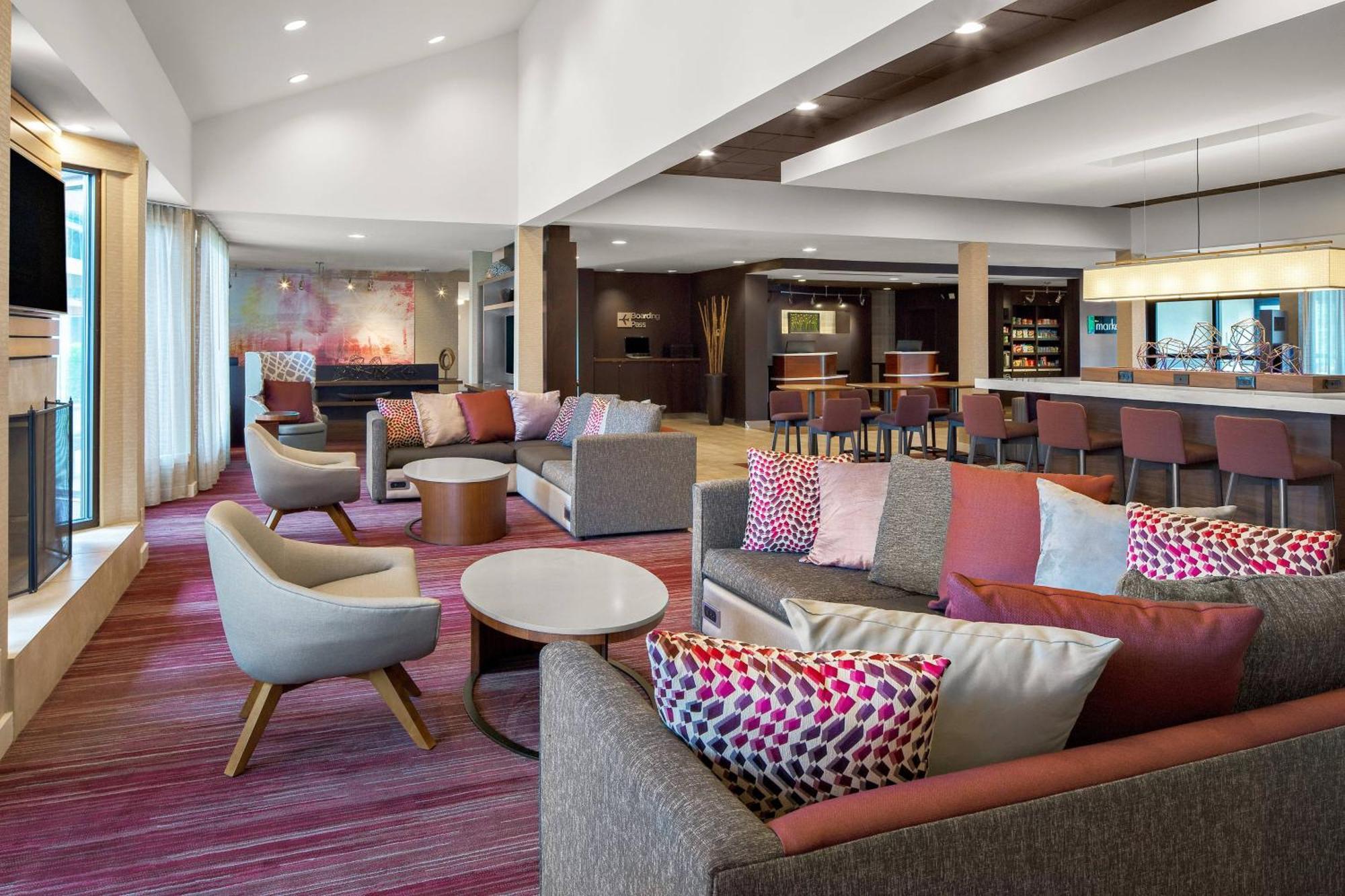 Courtyard By Marriott Pittsburgh Airport Ξενοδοχείο Coraopolis Εξωτερικό φωτογραφία