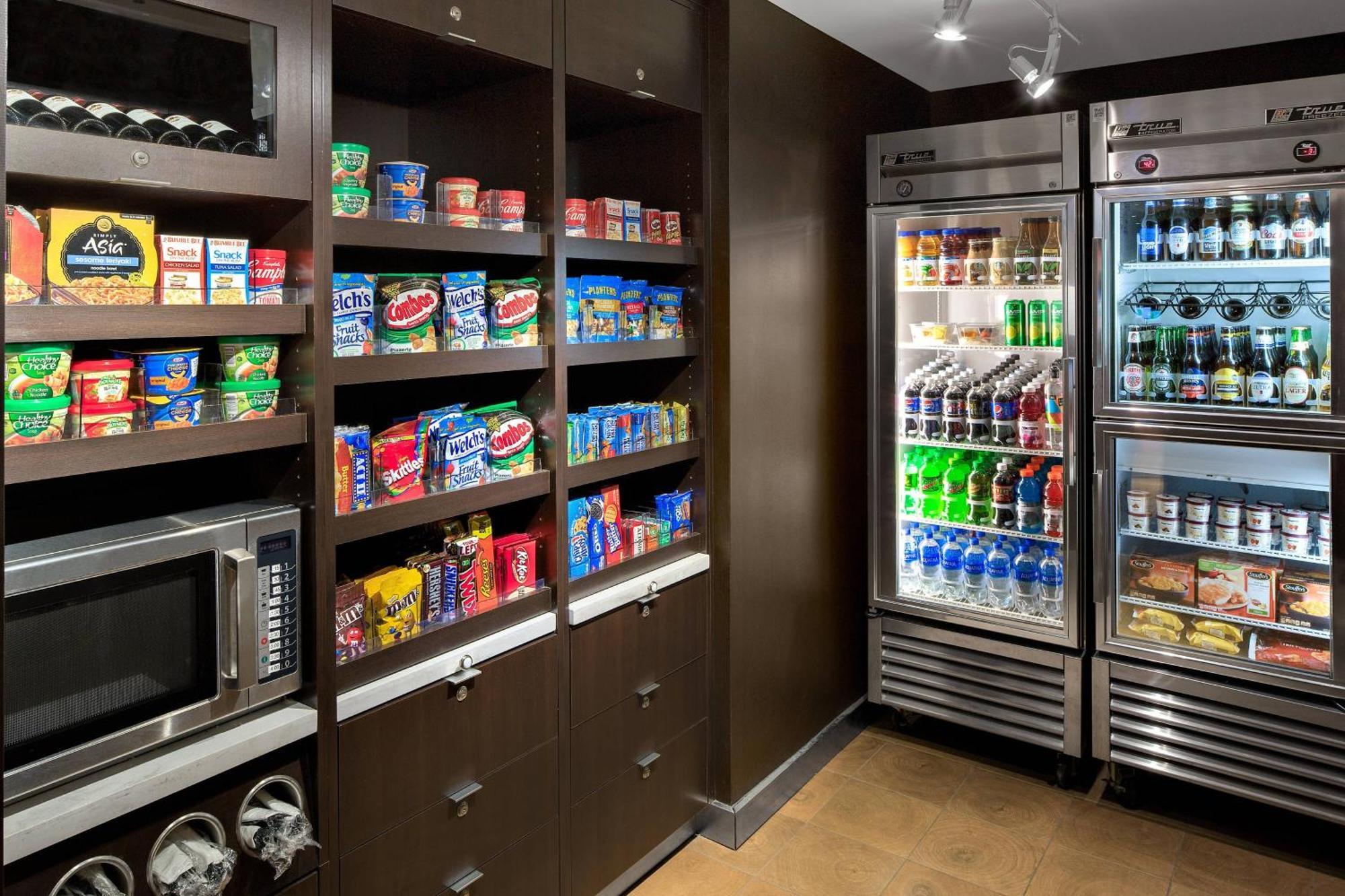 Courtyard By Marriott Pittsburgh Airport Ξενοδοχείο Coraopolis Εξωτερικό φωτογραφία