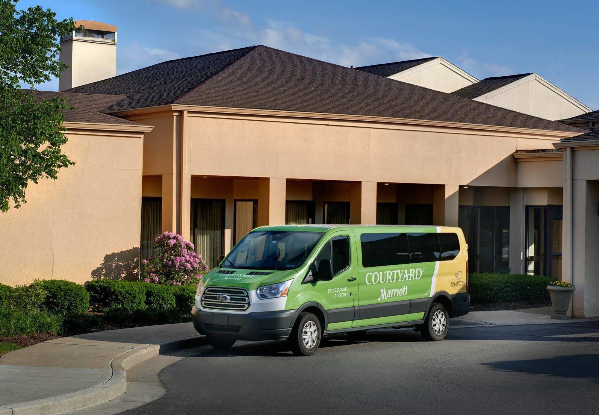 Courtyard By Marriott Pittsburgh Airport Ξενοδοχείο Coraopolis Εξωτερικό φωτογραφία