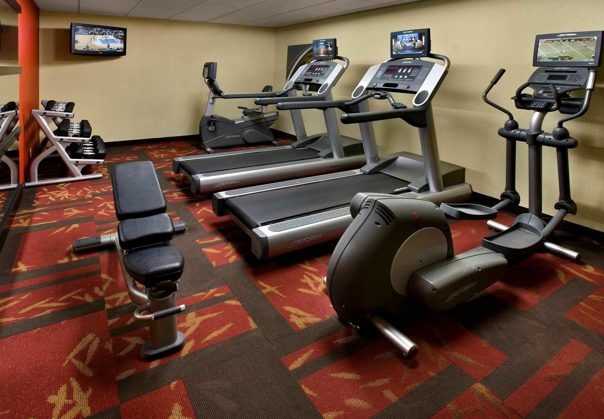 Courtyard By Marriott Pittsburgh Airport Ξενοδοχείο Coraopolis Εξωτερικό φωτογραφία